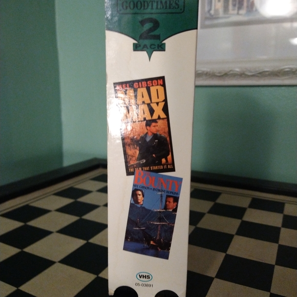 Mad Max & The Bounty VHS 2 Tape Collector Series Mel Gibson - Picture 2 of 5